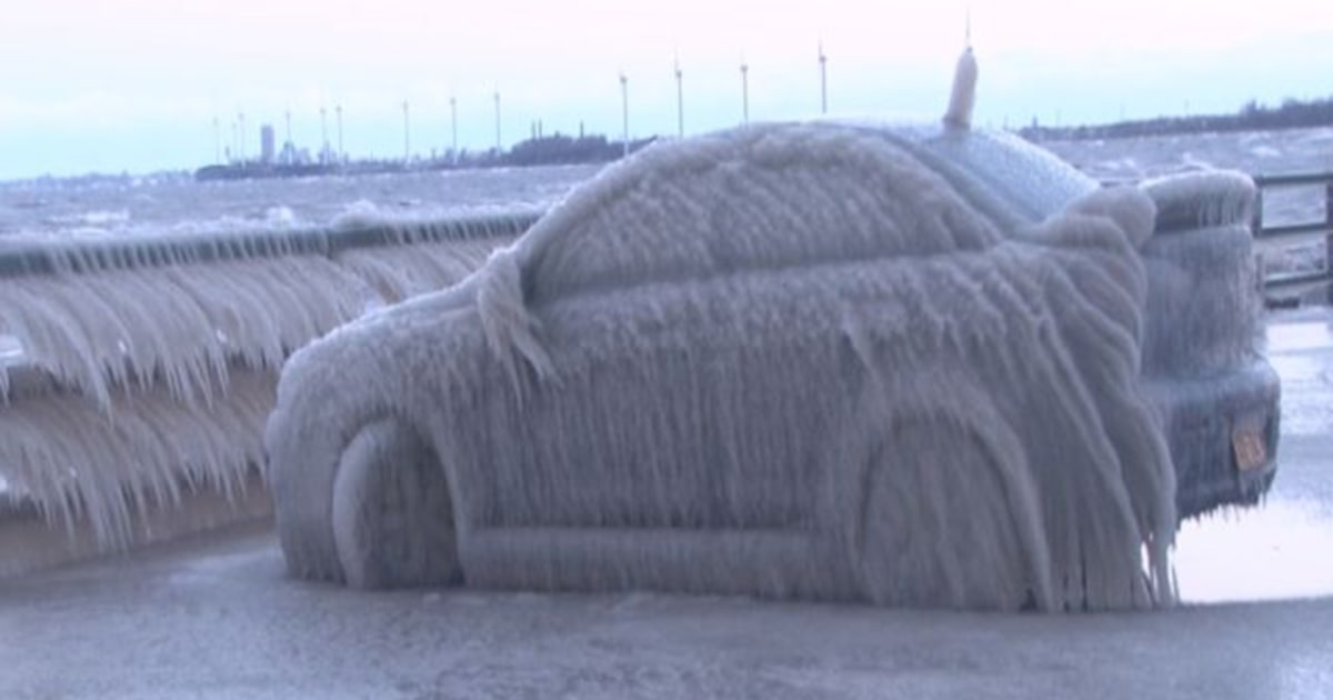 Frozen Car Finally Freed!